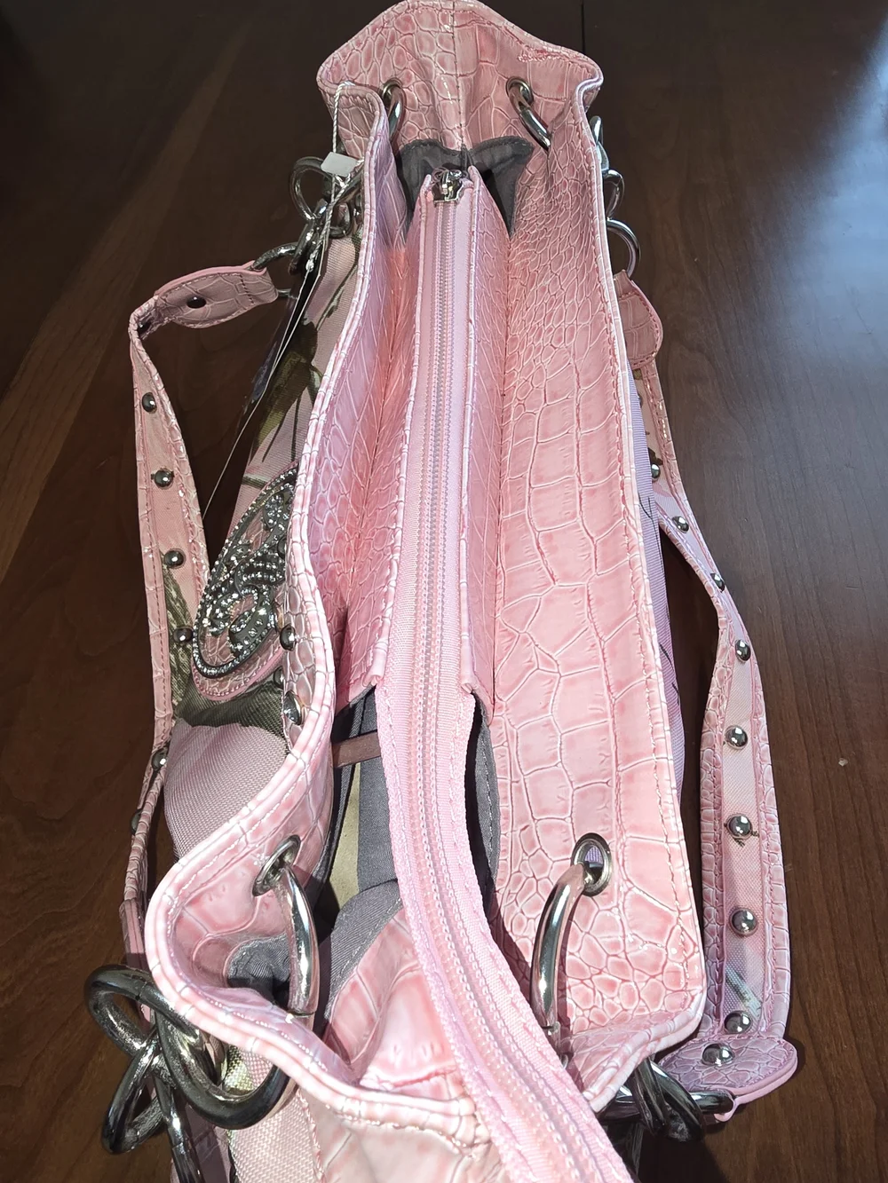Realtree Y2K Pink Camo Rhinestone Fleur-Embellished Shoulder Bag, New with Tags!